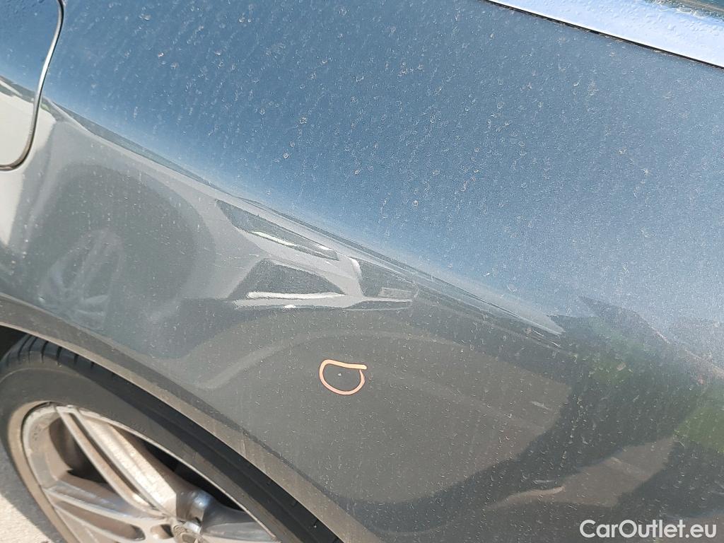  Mercedes  E-Klasse MERCEDES-BENZ Clase E / 2016 / 2P / coupé Coupé E 220 d #33