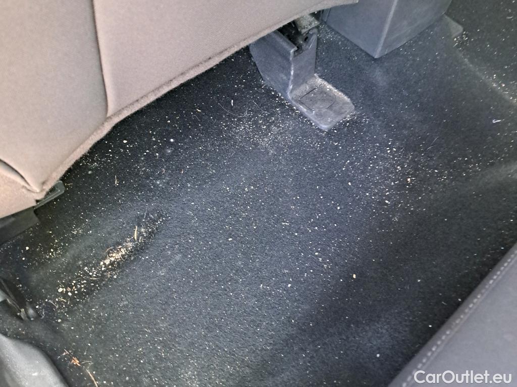  Ford  Kuga FORD  / 2016 / 5P / todoterreno 1.5 EcoBoost 88kW 4x2 Trend+ (CX) #20