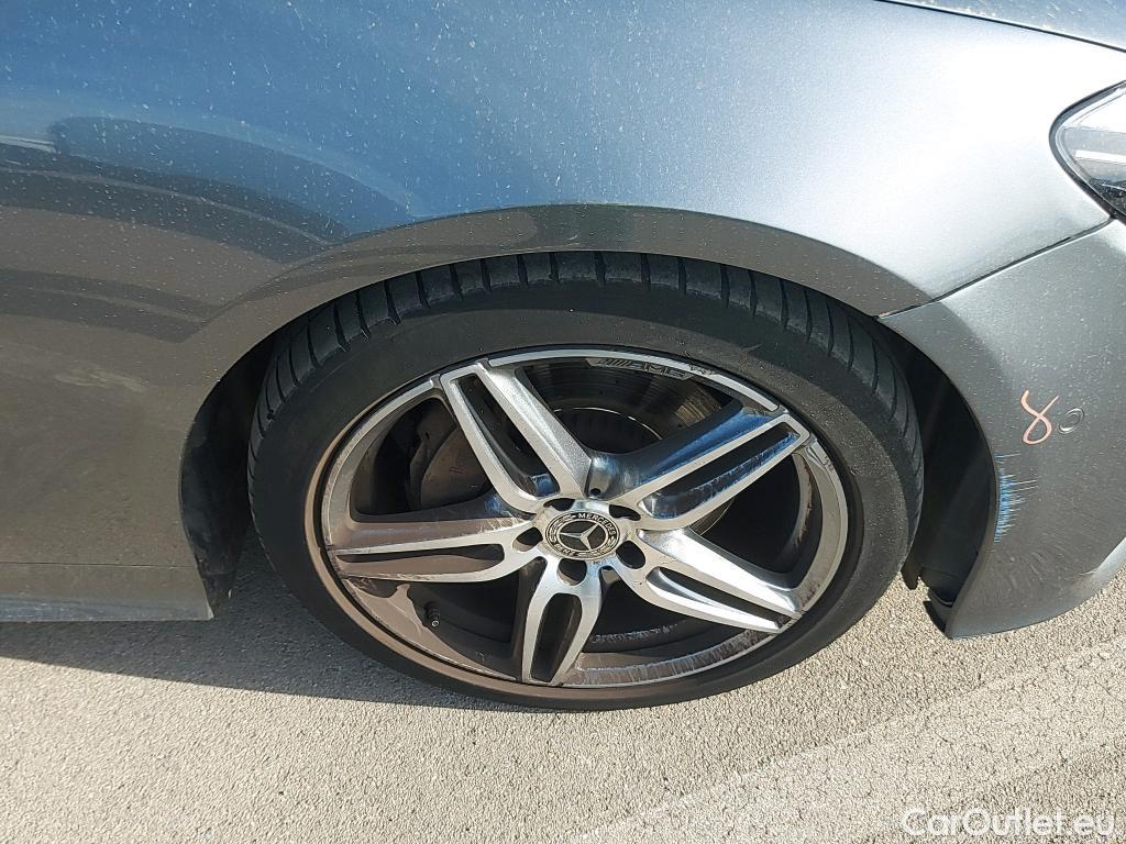  Mercedes  E-Klasse MERCEDES-BENZ Clase E / 2016 / 2P / coupé Coupé E 220 d #3