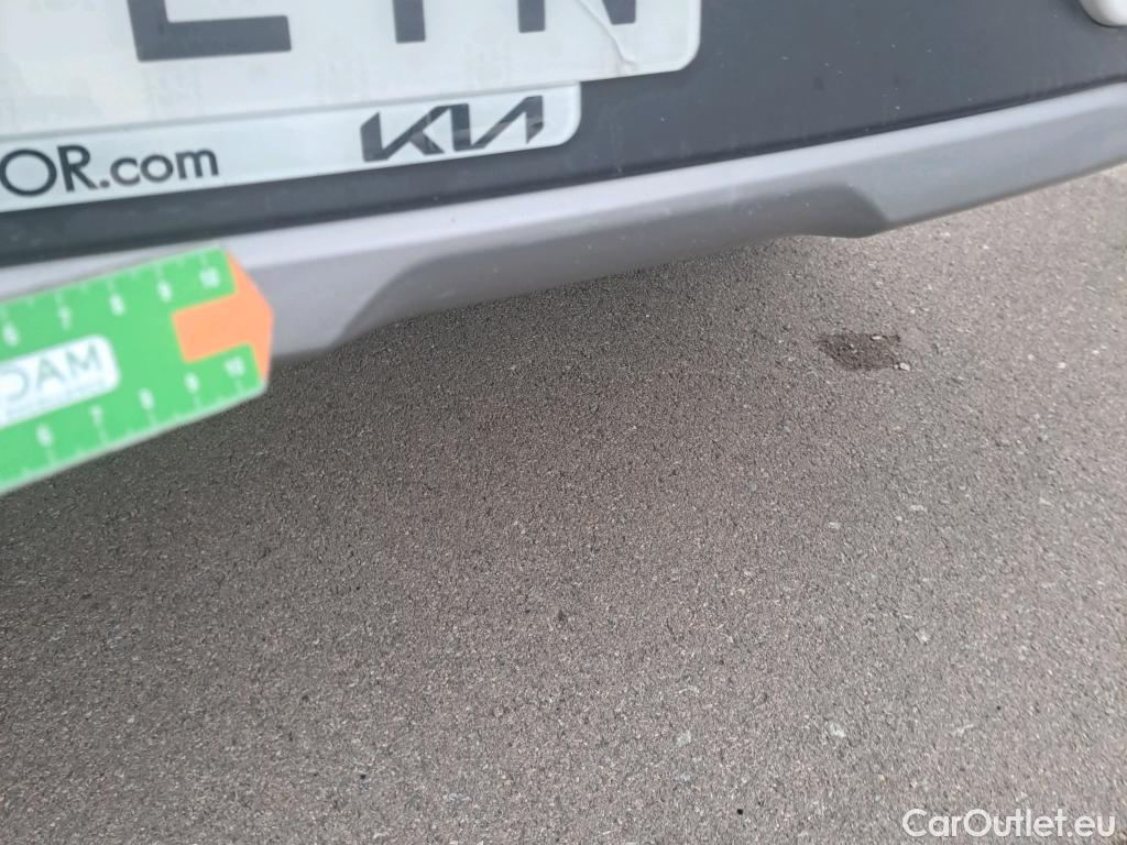  KIA  Niro KIA  / 2019 / 5P / crossover 1.6 GDi PHEV 104kW (141CV) Drive #36