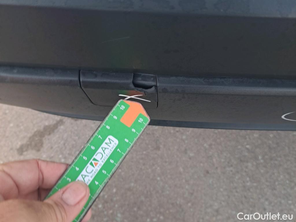  Nissan  Qashqai NISSAN  / 2021 / 5P / todoterreno DIG-T 103kW (140CV) mHEV 4x2 Acenta #14