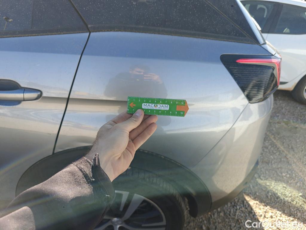  Peugeot  3008  Allure Pack 1.5 HDi 130CV AT8 E6d #1