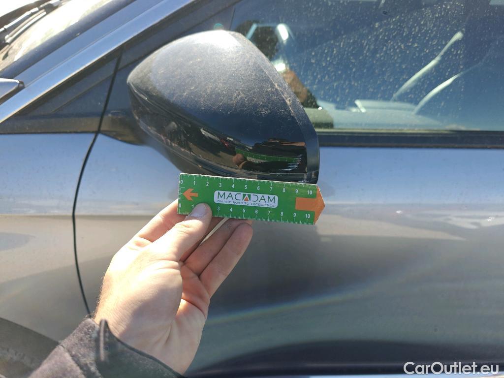  Peugeot  3008  Allure Pack 1.5 HDi 130CV AT8 E6d #48