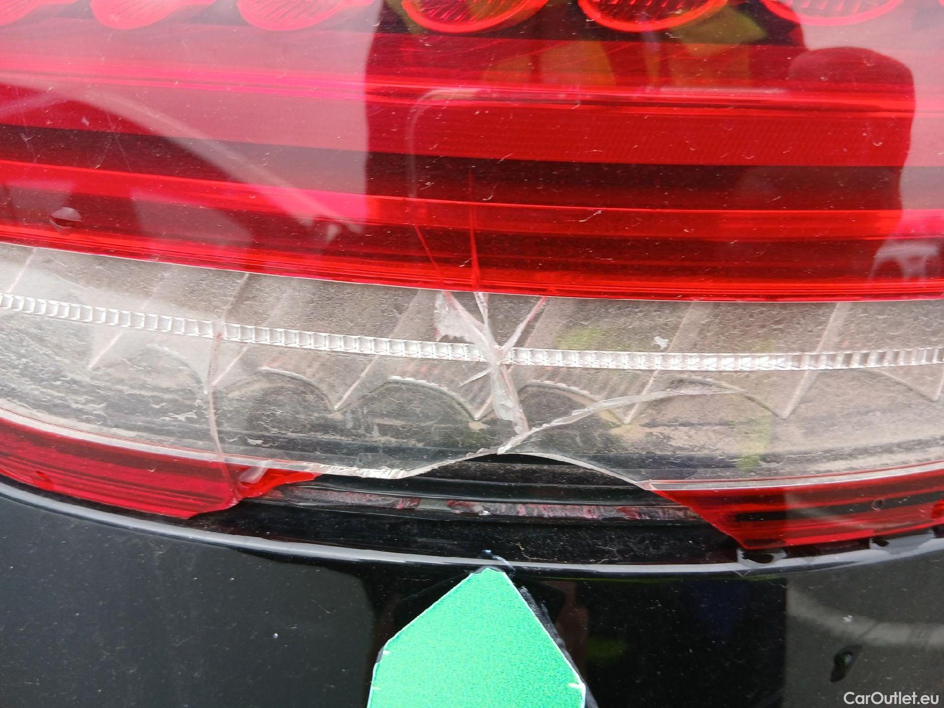  Mercedes  G-Klasee MERCEDES-BENZ GLC Coupé / 2019 / 5P / coupé GLC 300 de 4MATIC #29