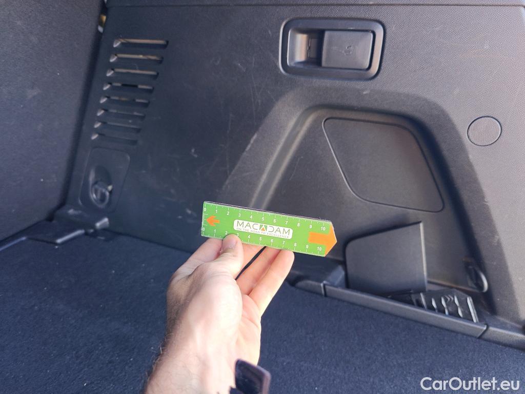  Peugeot  3008  Allure Pack 1.5 HDi 130CV AT8 E6d #14