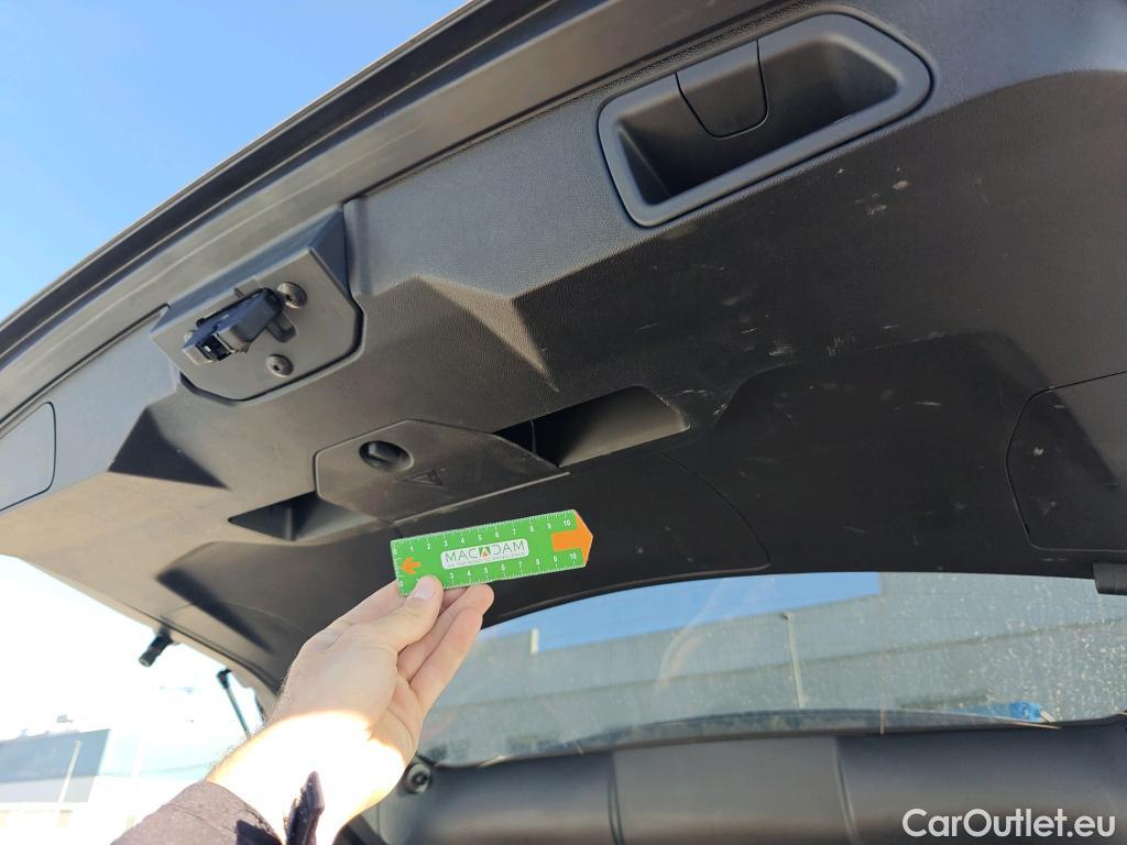  Peugeot  3008  Allure Pack 1.5 HDi 130CV AT8 E6d #12