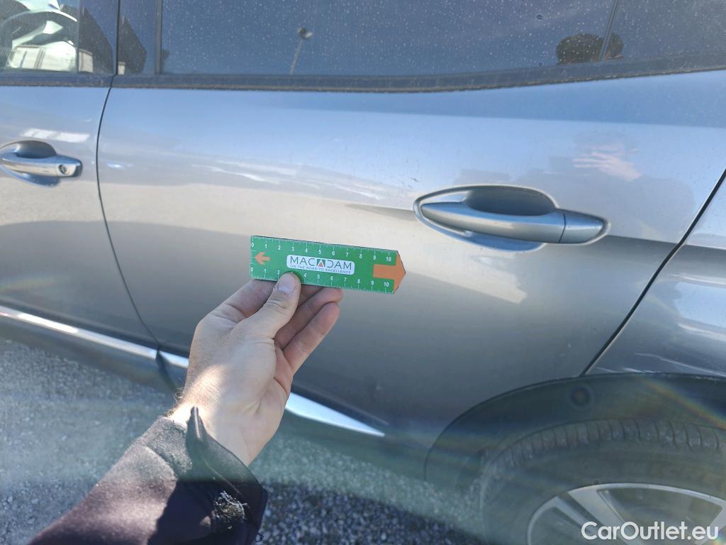  Peugeot  3008  Allure Pack 1.5 HDi 130CV AT8 E6d #43