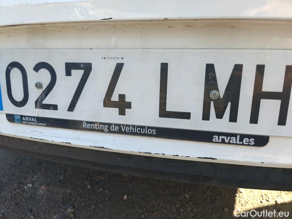  Land Rover  Discovery OPEL Insignia / 2020 / 5P / berlina con portón GS Business Edition 1.5D DVH 90kW MT6 #22