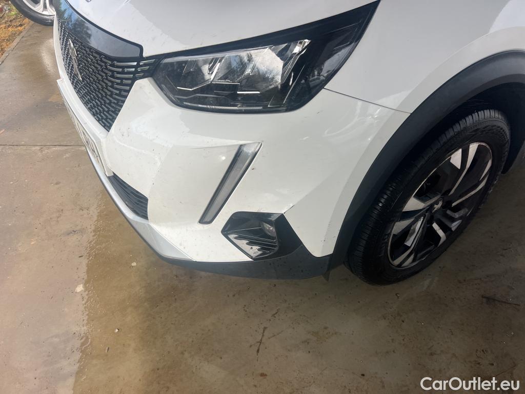  Peugeot  2008 PEUGEOT  / 2019 / 5P / todoterreno Allure Pack Puretech 130 S&S EAT8 (AC) #18