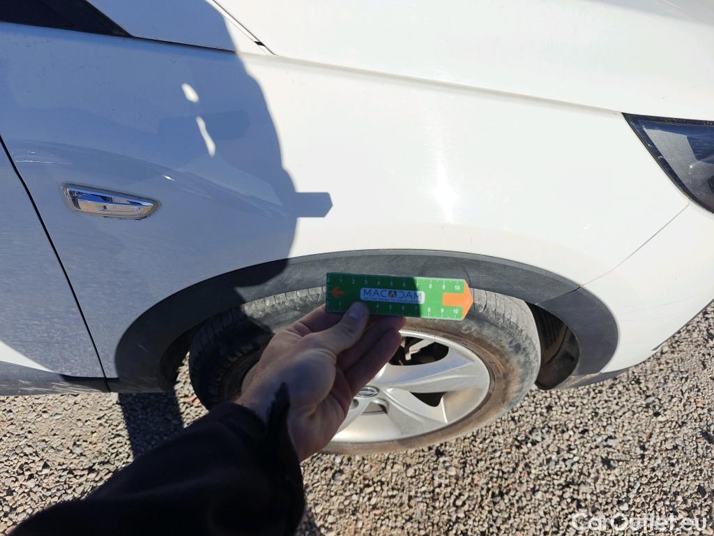  Opel   Grandland X OPEL Grandland / 2021 / 5P / 1.6 Turbo PHEV B.Edition Aut 165kW/22 #51