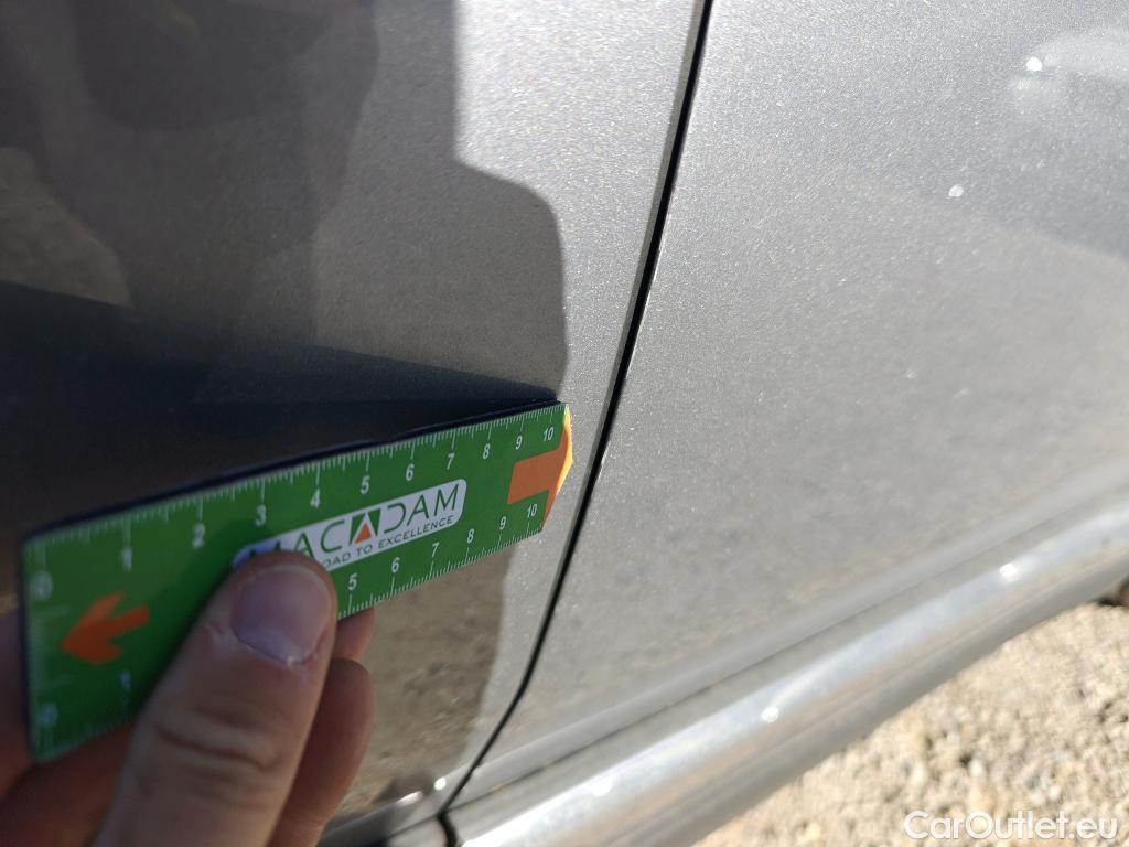  Peugeot  3008  Allure Pack 1.5 HDi 130CV AT8 E6d #37