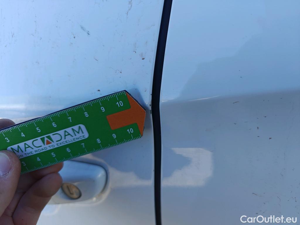  Opel   Grandland X OPEL Grandland / 2021 / 5P / 1.6 Turbo PHEV B.Edition Aut 165kW/22 #7