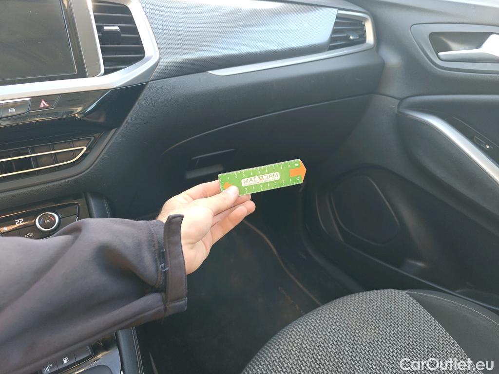  Opel   Grandland X OPEL Grandland / 2021 / 5P / 1.6 Turbo PHEV B.Edition Aut 165kW/22 #29