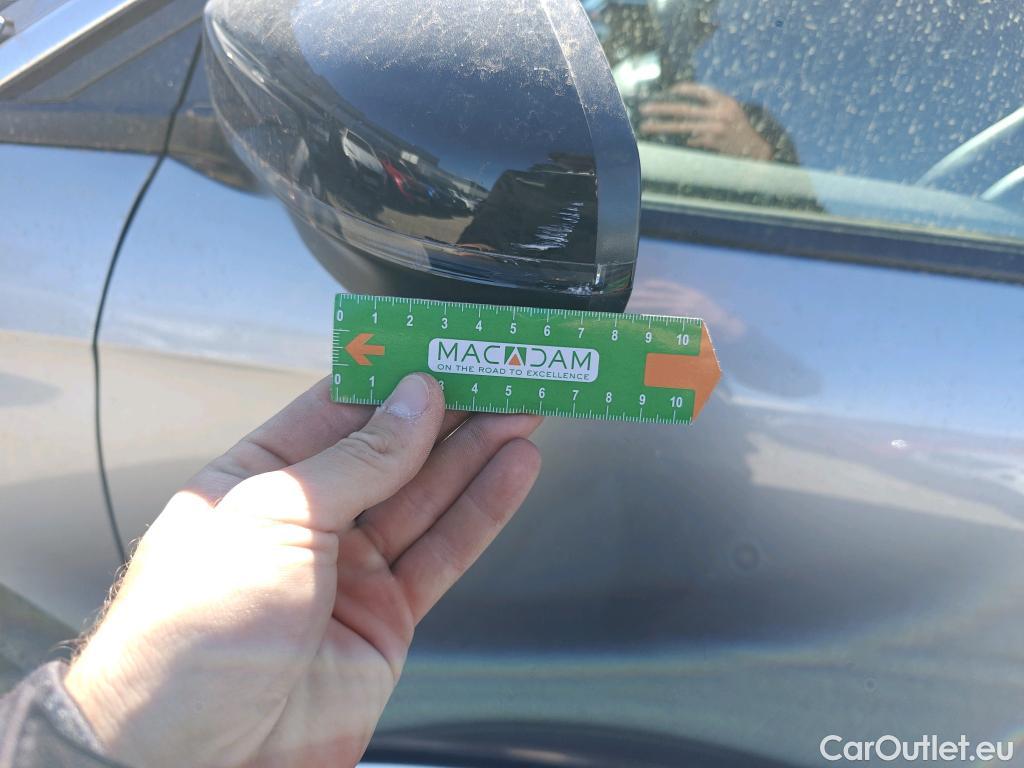  Peugeot  3008  Allure Pack 1.5 HDi 130CV AT8 E6d #46