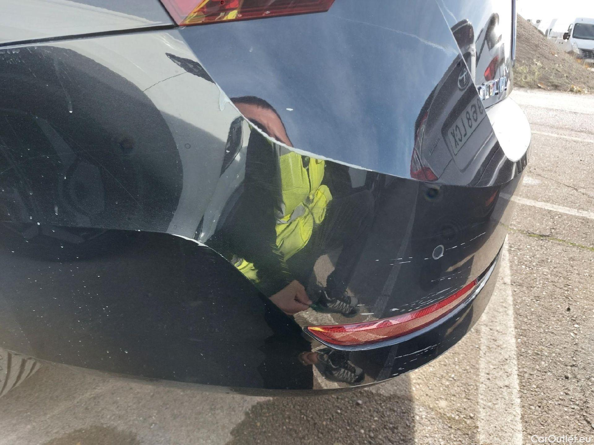  Skoda  Octavia SKODA  / 2020 / 5P / berlina con portón 1.5 TSI 110kW (150 CV) Manual Ambition #8