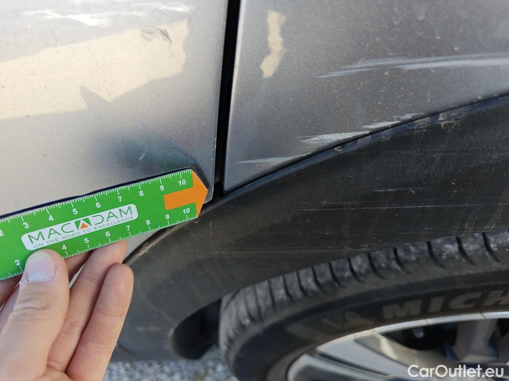  Peugeot  3008  Allure Pack 1.5 HDi 130CV AT8 E6d #45