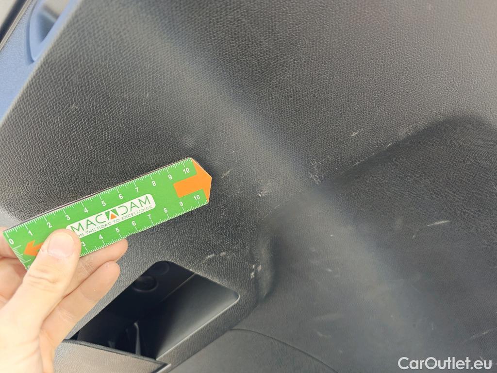  Peugeot  3008  Allure Pack 1.5 HDi 130CV AT8 E6d #13