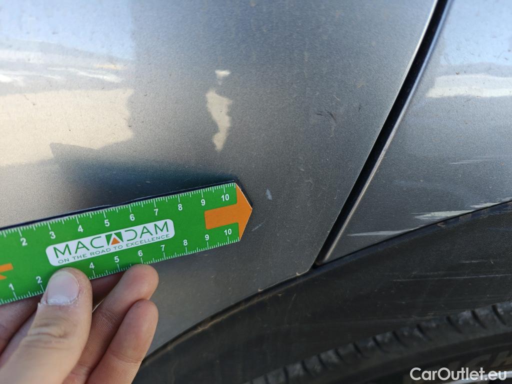  Peugeot  3008  Allure Pack 1.5 HDi 130CV AT8 E6d #44