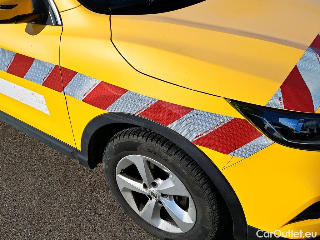  Nissan  Qashqai NISSAN  / 2017 / 5P / todoterreno dCi 150CV (110kW) 4WD ACENTA #9