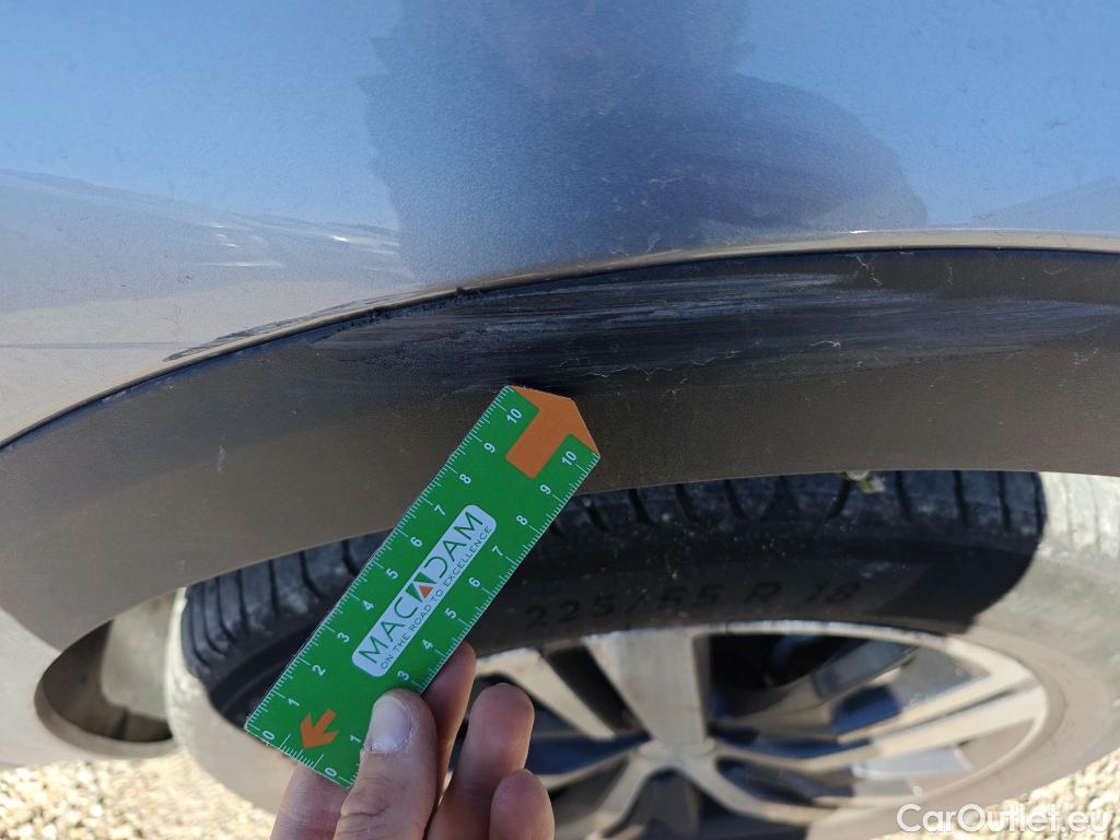  Peugeot  3008  Allure Pack 1.5 HDi 130CV AT8 E6d #30