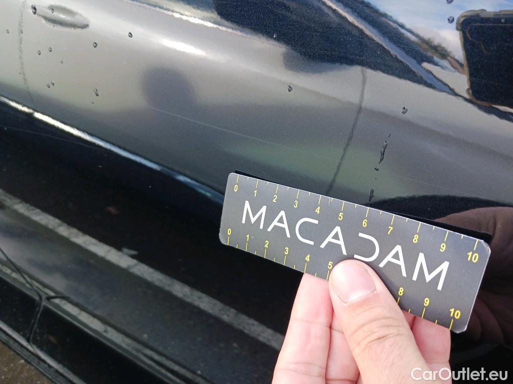  Volkswagen  Touareg VOLKSWAGEN  / 2018 / 5P / todoterreno R 3.0 V6 TSI 340kW Tip 4M #13