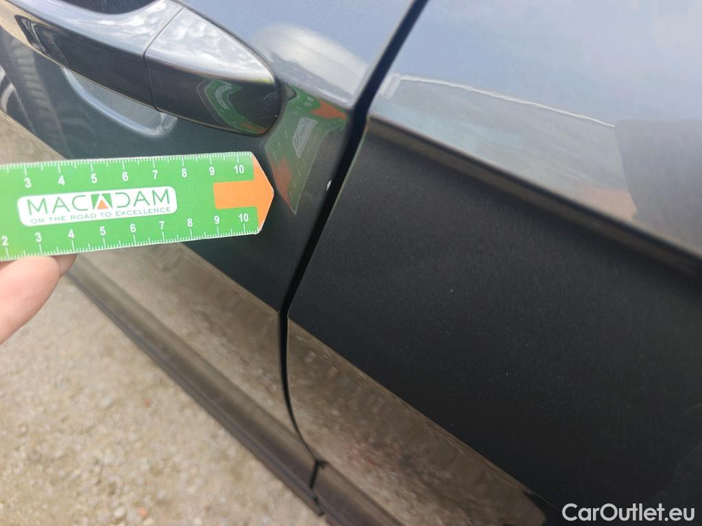  Volkswagen  T-CROSS VOLKSWAGEN  / 2018 / 5P / todoterreno Advance 1.0 TSI 85kW (115CV) DSG (AC) #11