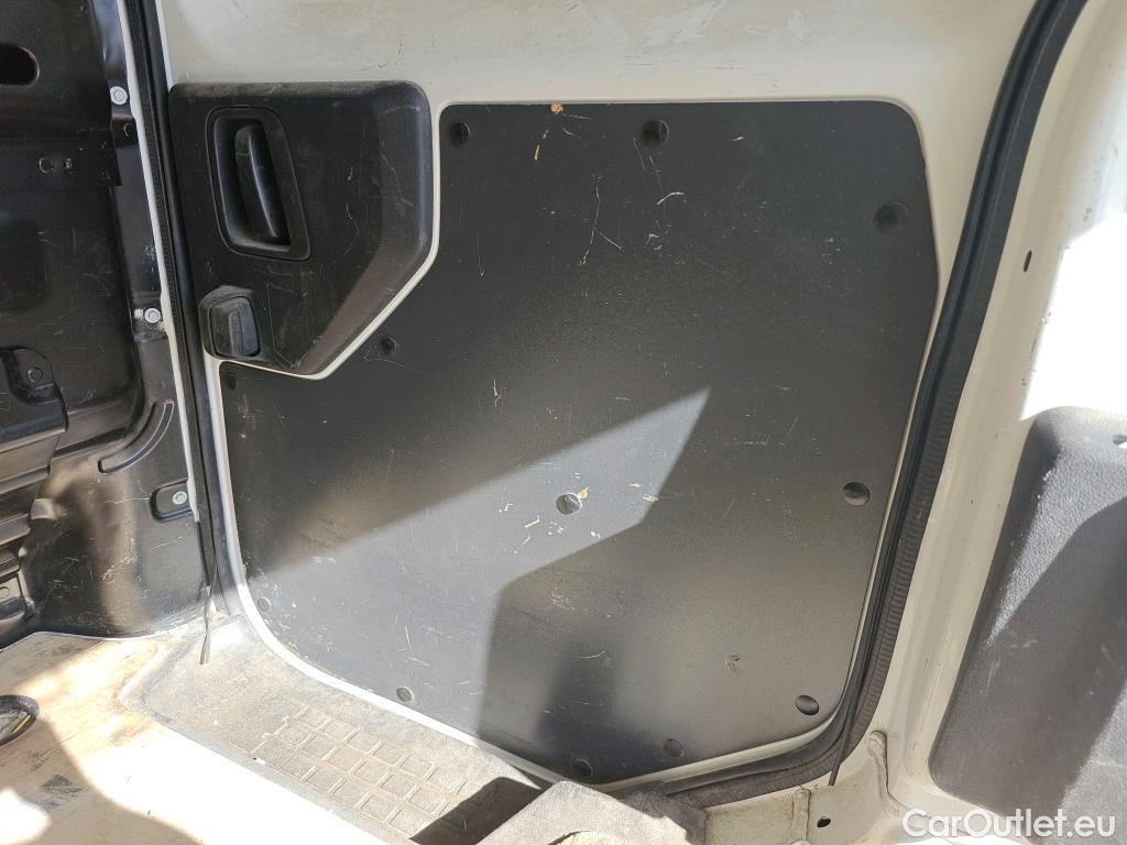  Citroen  Jumpy CITROEN  / 2016 / 4P / furgón Talla XS BlueHDi 120 S&S 6v CityVan #93