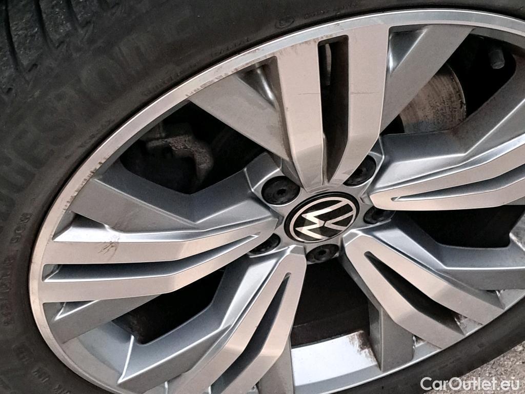  Volkswagen  Passat VOLKSWAGEN  / 2019 / 5P / familiar Alltrack 2.0 TDI 147kW (200CV) 4Mot DSG #4