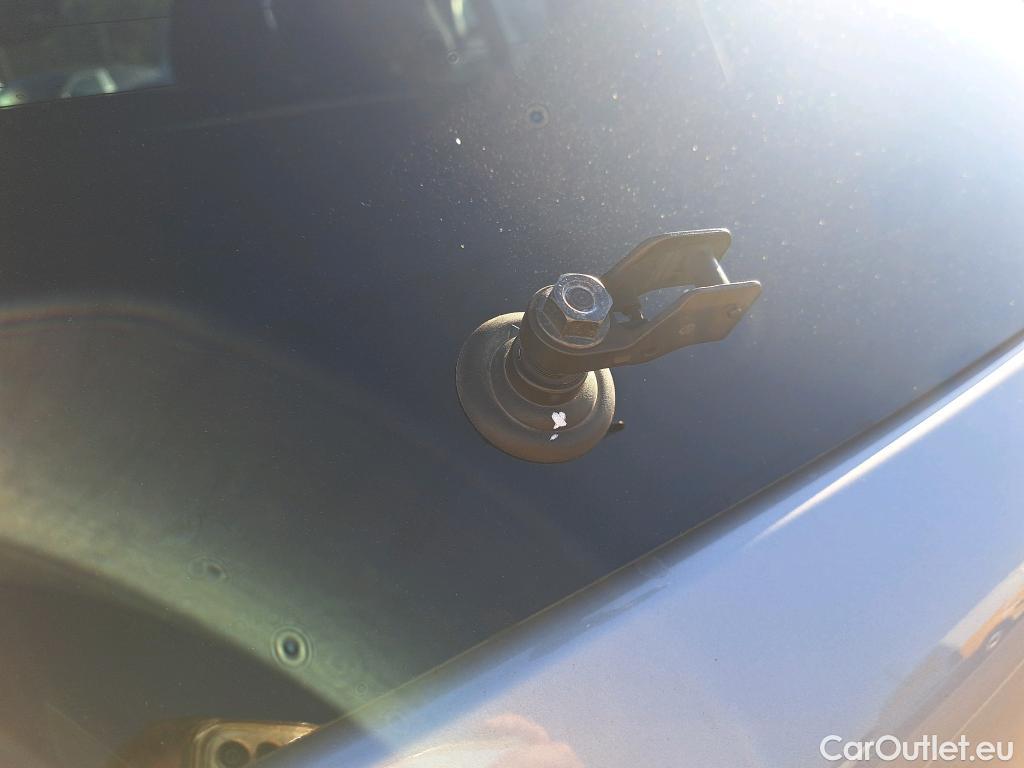  Volvo  XC 40 VOLVO XC40 / 2021 / 5P / todoterreno 1.5 T5 Recharge PHEV Plus Dark Auto #16