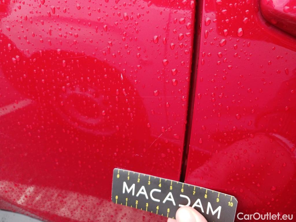  Toyota  C-HR TOYOTA  / 2019 / 5P / todoterreno 1.8 125H Active #9