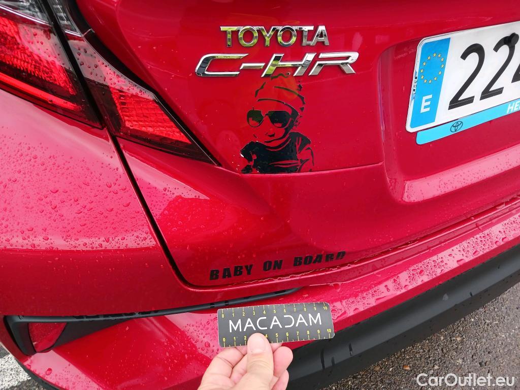 Toyota  C-HR TOYOTA  / 2019 / 5P / todoterreno 1.8 125H Active #19