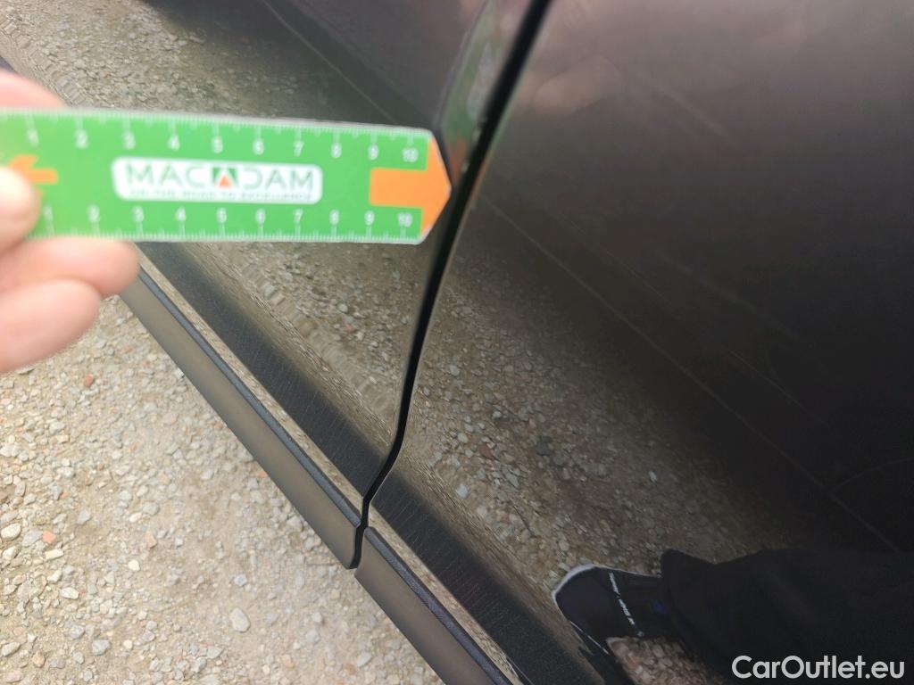  Volkswagen  T-CROSS VOLKSWAGEN  / 2018 / 5P / todoterreno Advance 1.0 TSI 85kW (115CV) DSG (AC) #12