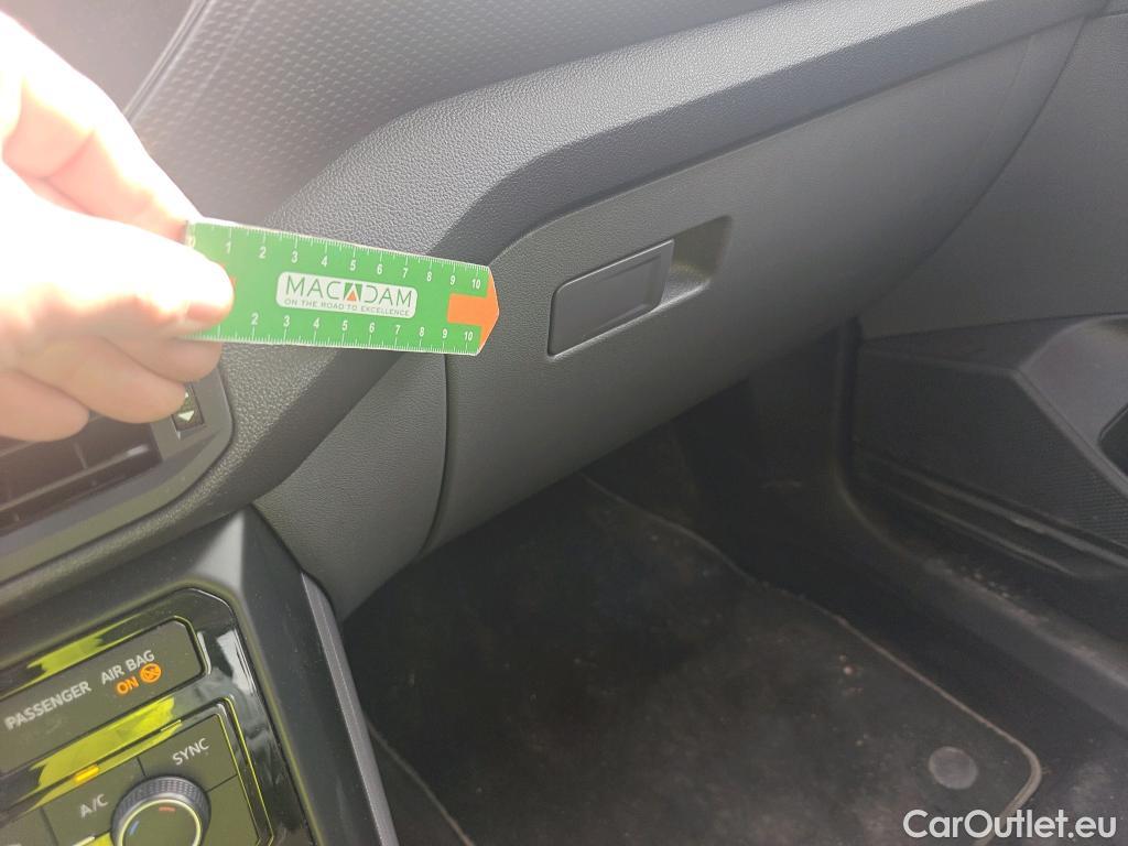  Volkswagen  T-CROSS VOLKSWAGEN  / 2018 / 5P / todoterreno Advance 1.0 TSI 85kW (115CV) DSG (AC) #19