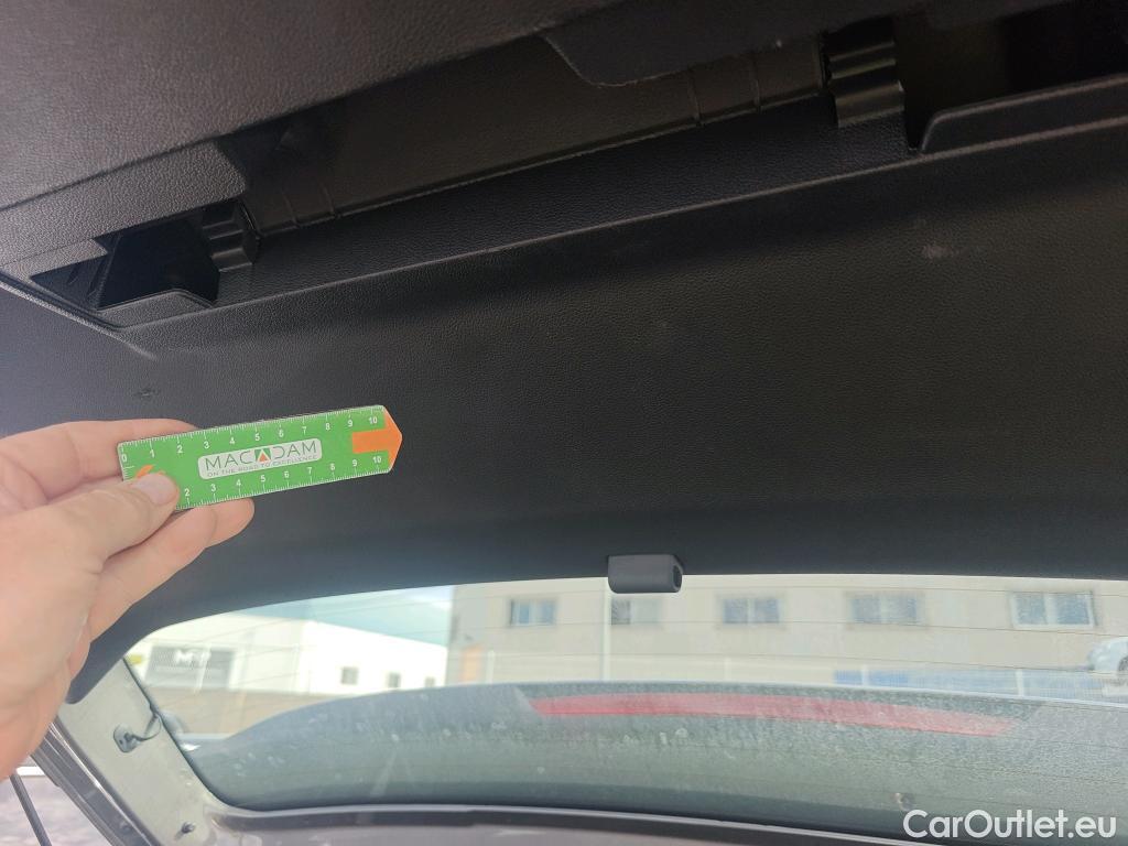  Volkswagen  T-CROSS VOLKSWAGEN  / 2018 / 5P / todoterreno Advance 1.0 TSI 85kW (115CV) DSG (AC) #16