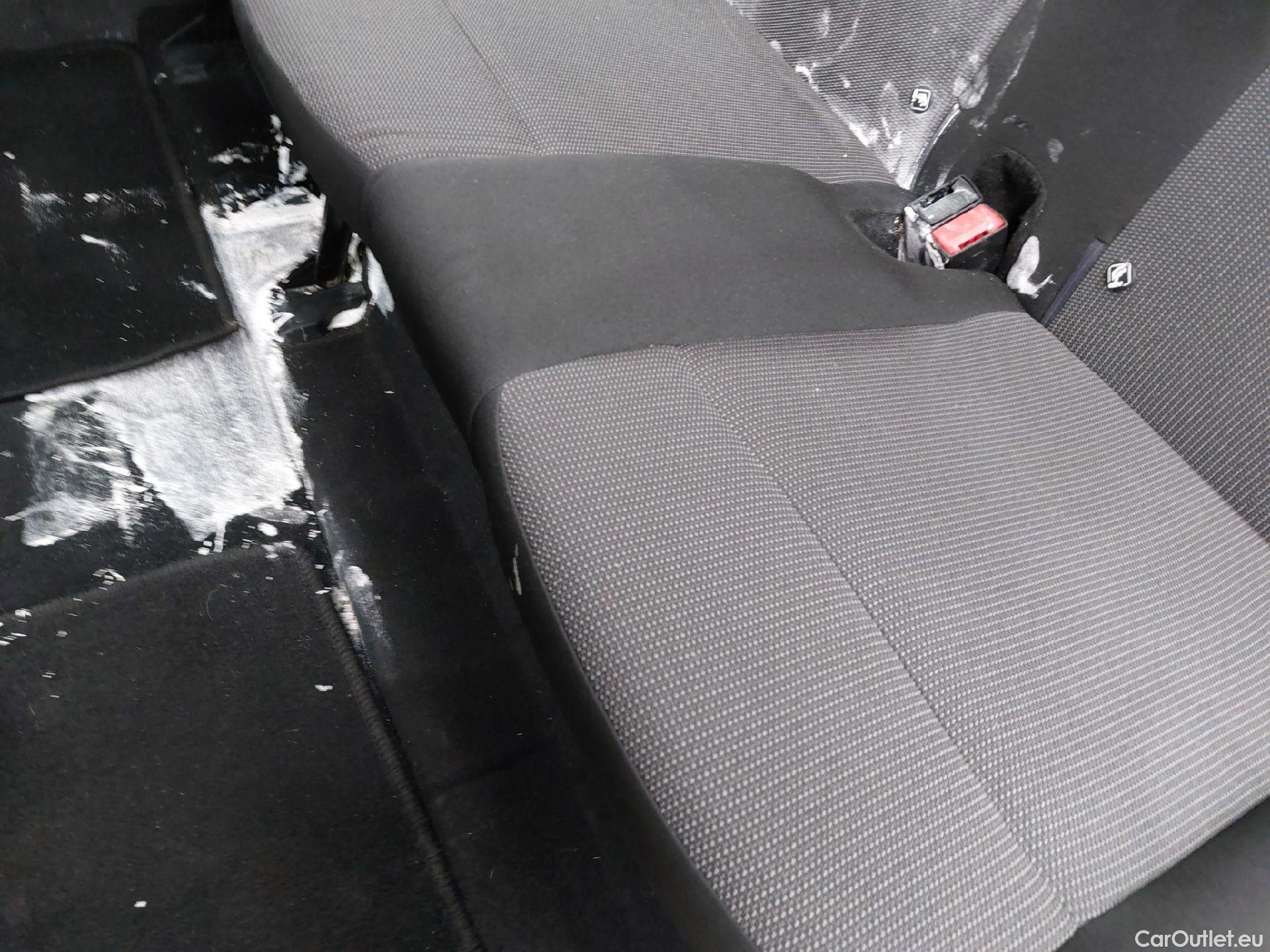  Citroen  Berlingo  Combi Live Pack M 1.5 BlueHDi 100CV MT6 E6d #14