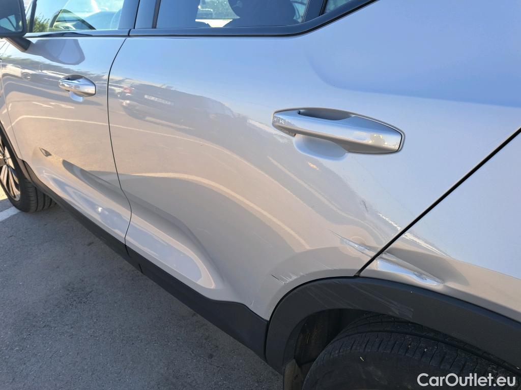  Volvo  XC 40 VOLVO XC40 / 2021 / 5P / todoterreno 1.5 T5 Recharge PHEV Plus Dark Auto #3