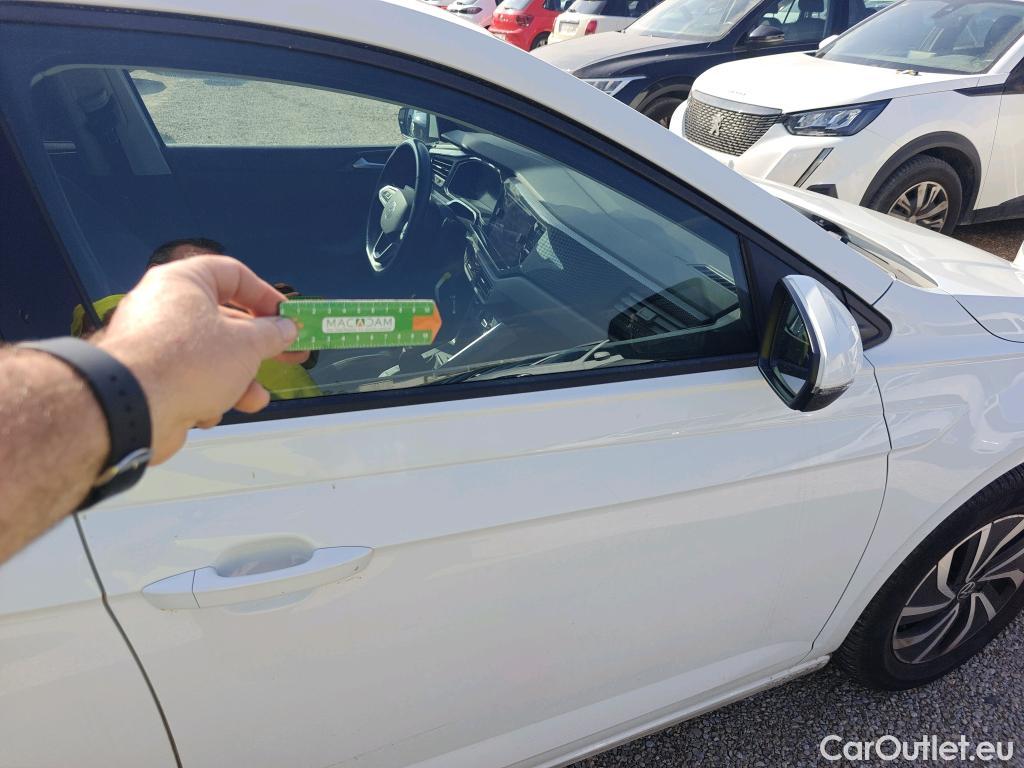  Volkswagen  Polo VOLKSWAGEN  / 2021 / 5P / berlina con portón Life 1.0 TSI 70kW (95CV) #27