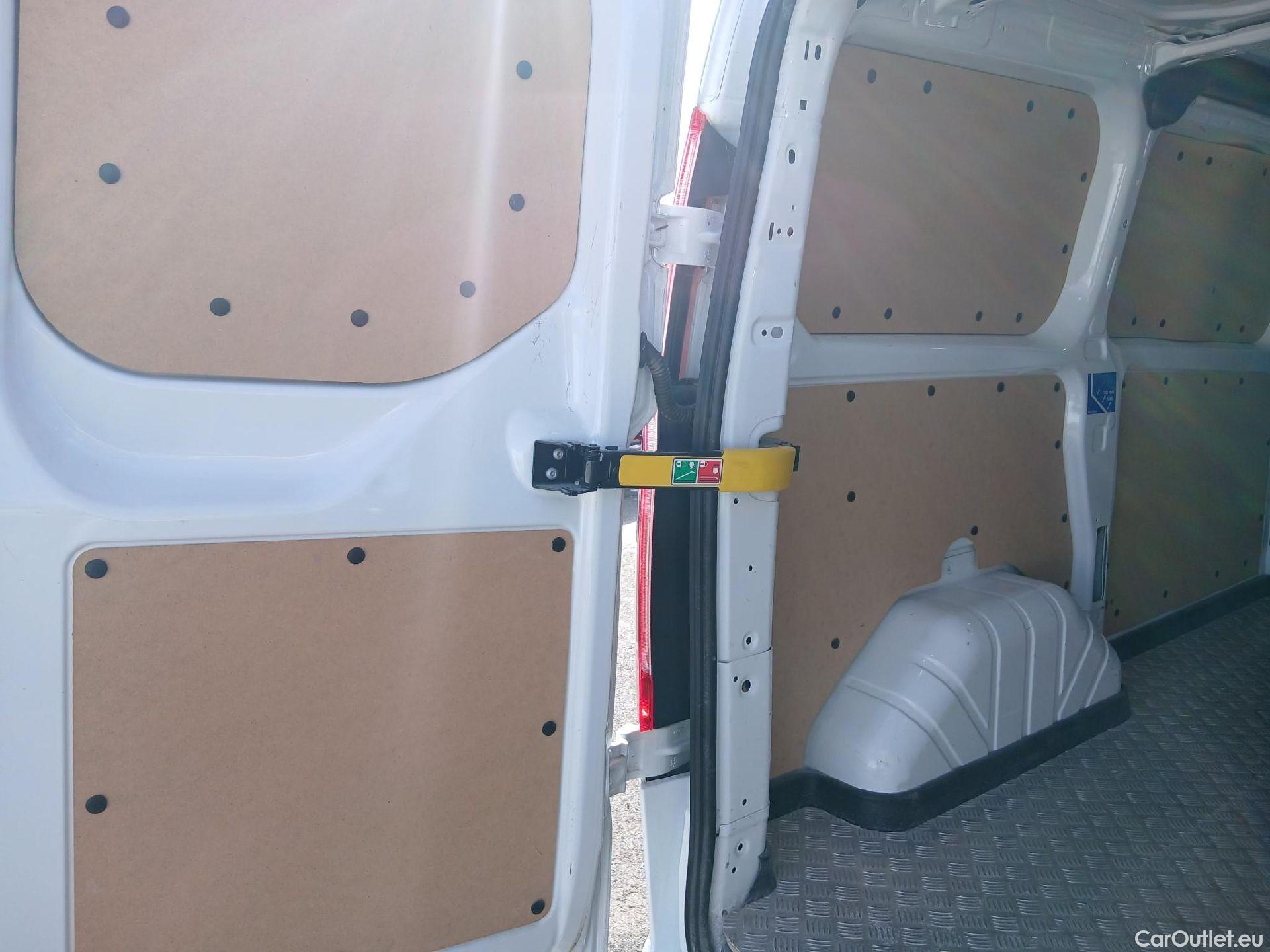  Ford  Transit FORD  Custom / 2012 / 4P / furgón 340 L1 Van Trend Plug-in Hybrid 92,9 kW #13