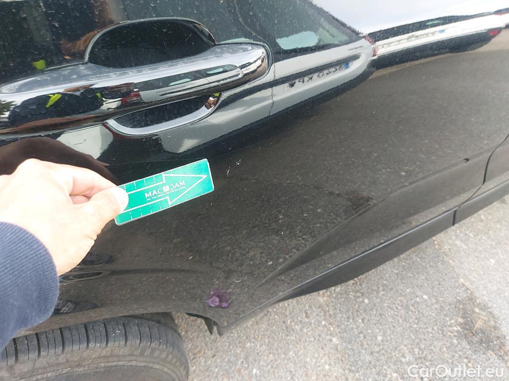  Volvo  XC60 VOLVO  / 2017 / 5P / todoterreno 2.0 B5 D AWD Momentum Auto #12