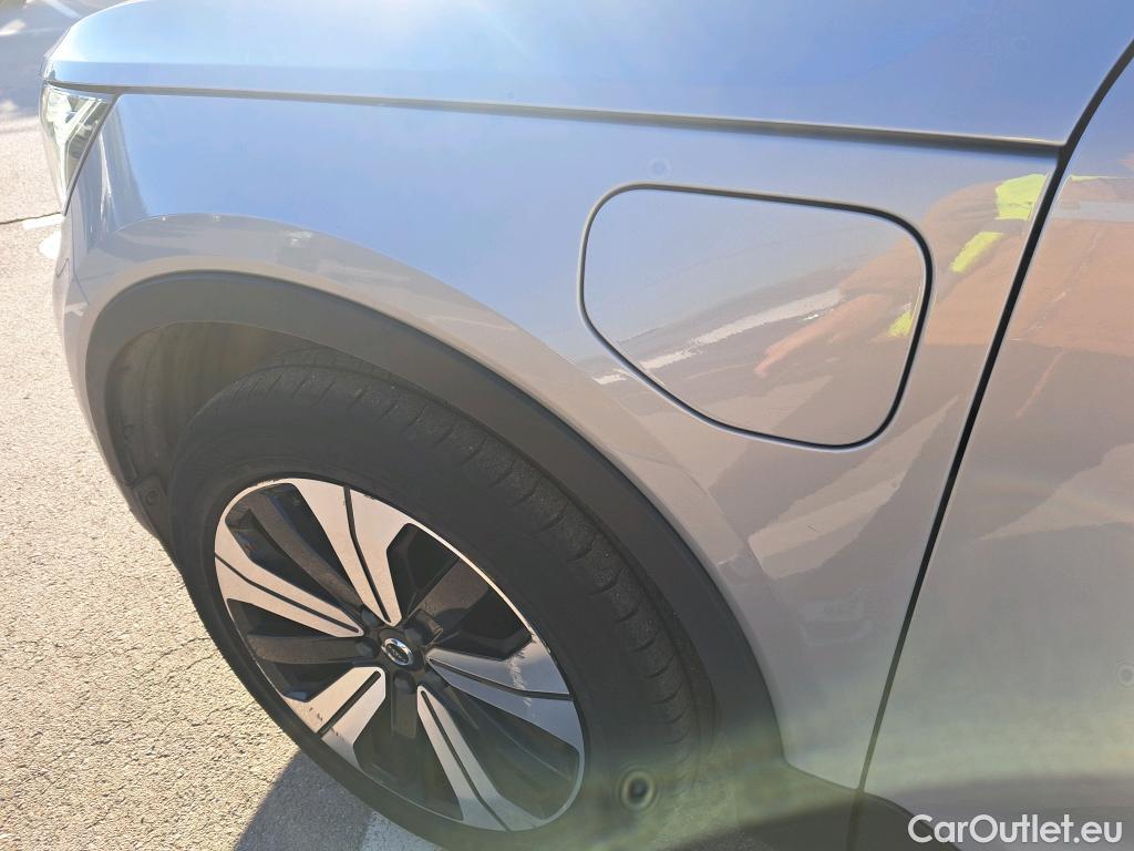  Volvo  XC 40 VOLVO XC40 / 2021 / 5P / todoterreno 1.5 T5 Recharge PHEV Plus Dark Auto #13