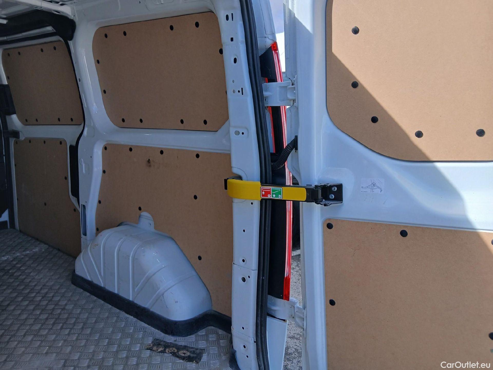  Ford  Transit FORD  Custom / 2012 / 4P / furgón 340 L1 Van Trend Plug-in Hybrid 92,9 kW #12