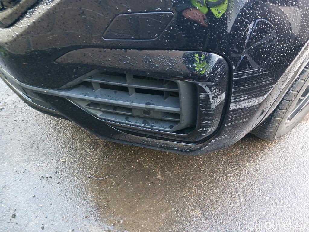  Volkswagen  Touareg VOLKSWAGEN  / 2018 / 5P / todoterreno R 3.0 V6 TSI 340kW Tip 4M #18