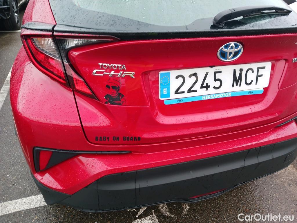  Toyota  C-HR TOYOTA  / 2019 / 5P / todoterreno 1.8 125H Active #18