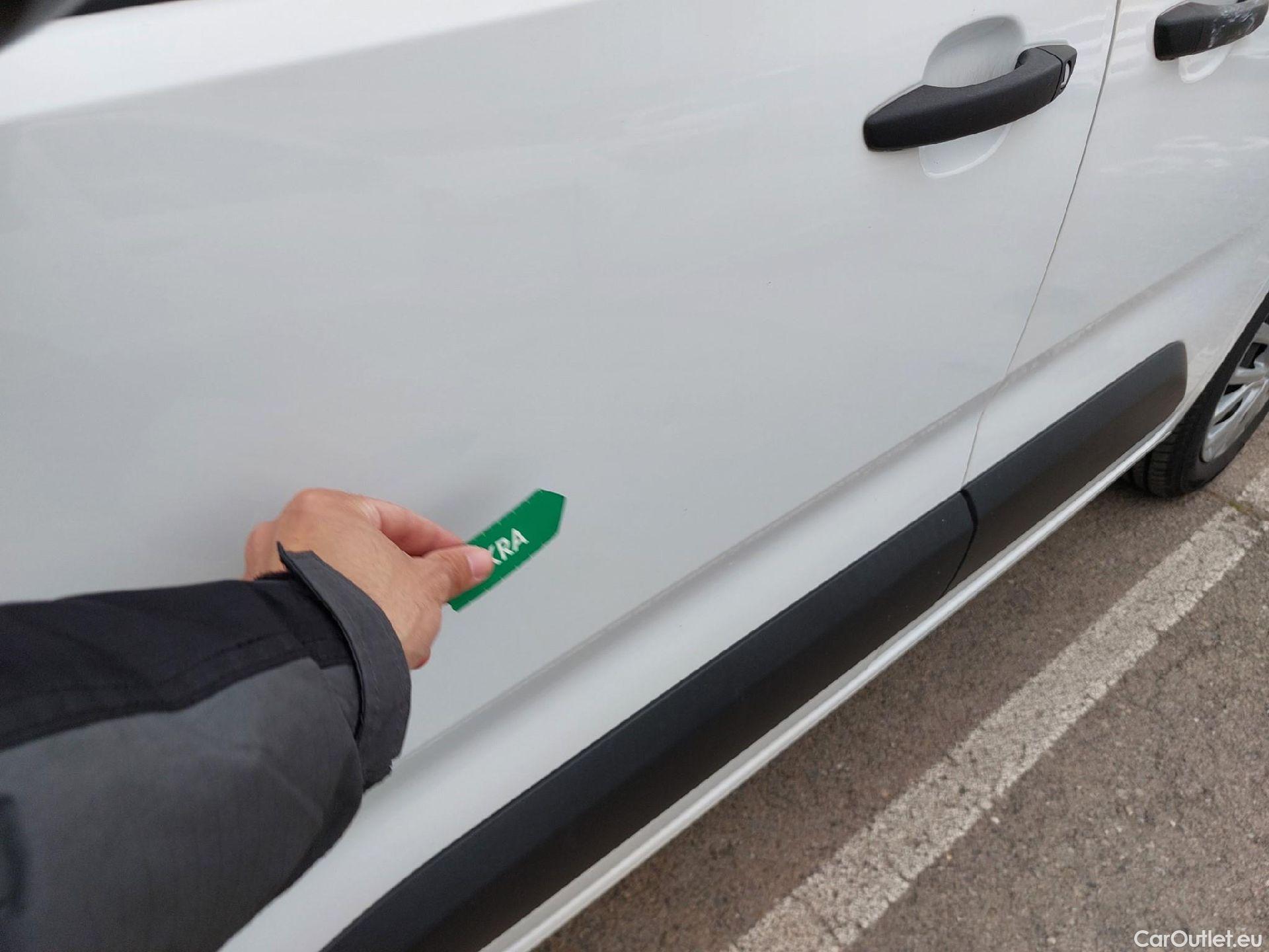  Citroen  Berlingo  Combi Live Pack M 1.5 BlueHDi 100CV MT6 E6d #11