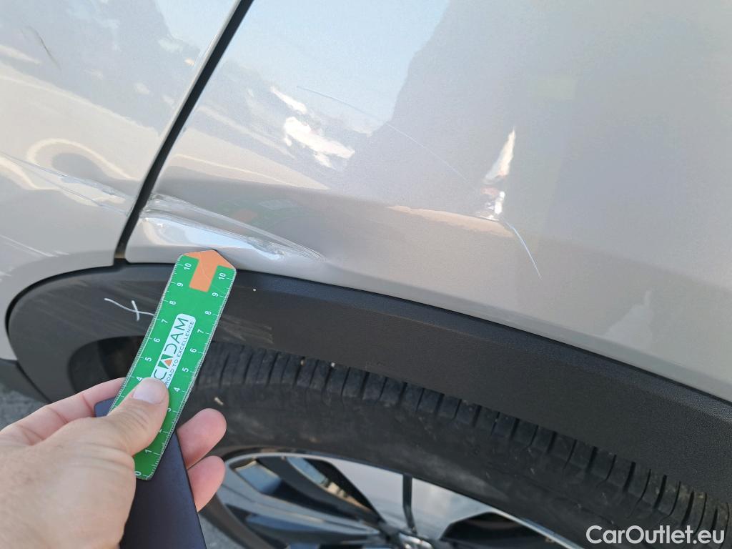  Volvo  XC 40 VOLVO XC40 / 2021 / 5P / todoterreno 1.5 T5 Recharge PHEV Plus Dark Auto #6