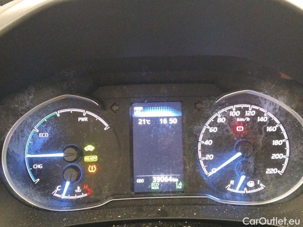  Toyota  Yaris TOYOTA  / 2017 / 5P / berlina con portón 1.5 100H Active #17