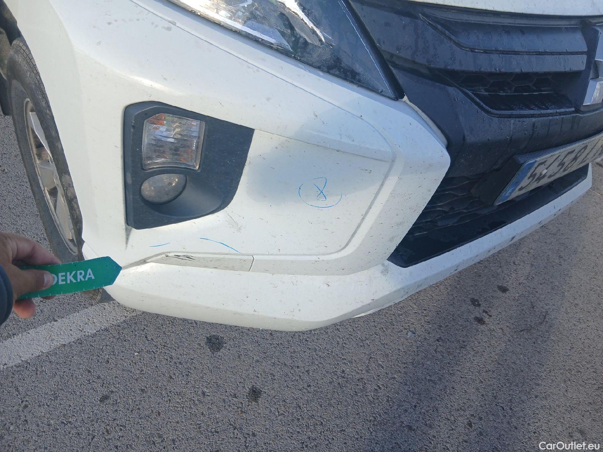  Mitsubishi  L200 MITSUBISHI  / 2019 / 4P / pickup doble cabina D/C 220 DI-D M-Pro #15