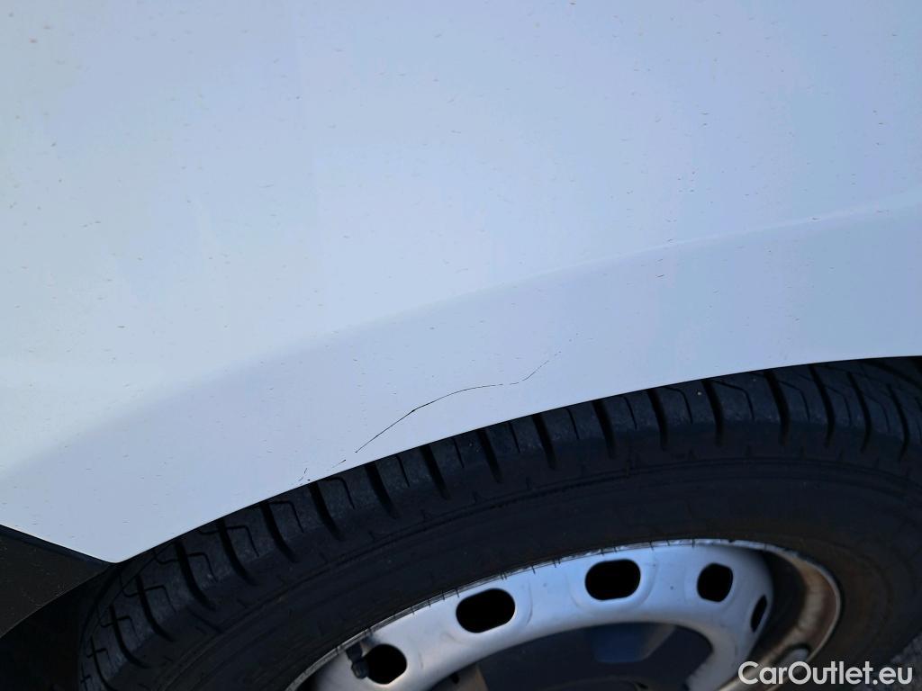  Nissan  NV300 NISSAN  / 2016 / 4P / furgón 2.0dCi 88kW (120CV) L1H1 1T Optima #26