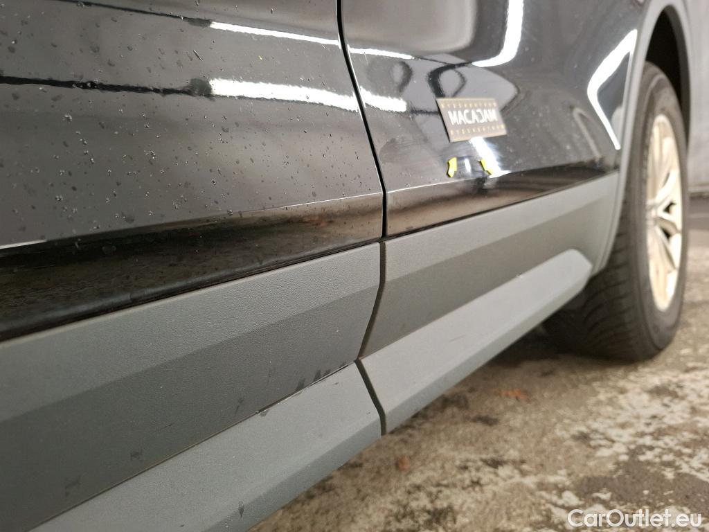  Audi  Q5  Business Executive quattro 2.0 TDI 165CV BVA7 E6 #11