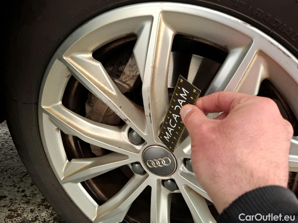  Audi  Q5  Business Executive quattro 2.0 TDI 165CV BVA7 E6 #19